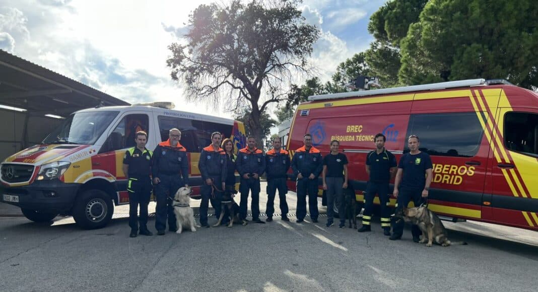 Madrid envía cinco sanitarios, cuatro perros y tres bomberos a Marruecos