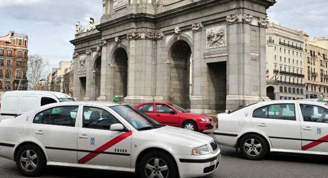 El taxi considera el nuevo Reglamento “un texto alejado de la realidad de las ciudades” que supone un abandono del sector Madrid