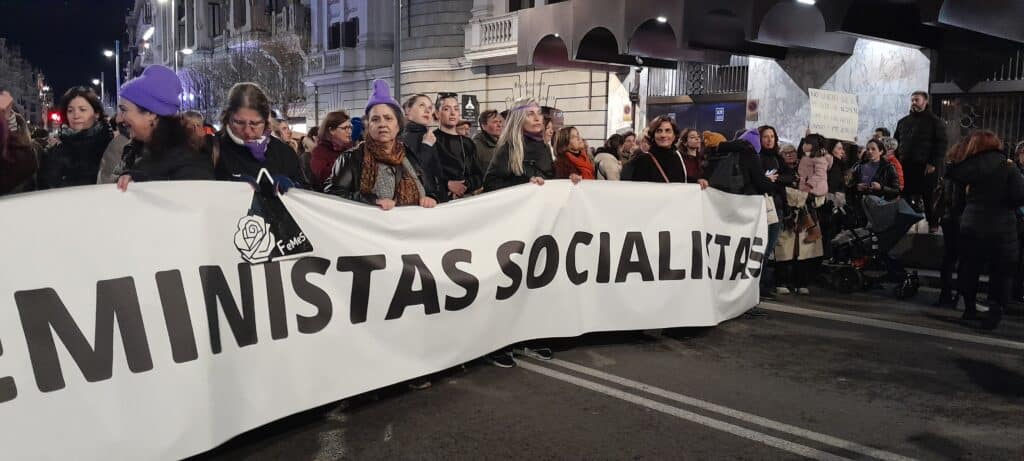 comision 8-m movimiento feminista de Madrid dia internacional de la mujer abolición de la prostitución seacabó patriarcado manifestaciones